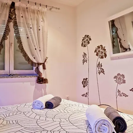 Apartment Fuer 8 Personen Ca 100 Qm In Pula, Istrien Istrische Riviera Pula